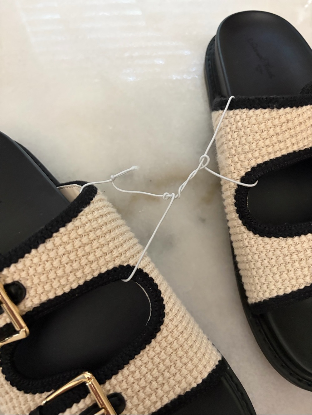Universal Thread Cream and Black Buckle Slide Sandals - Picture 2 of 6